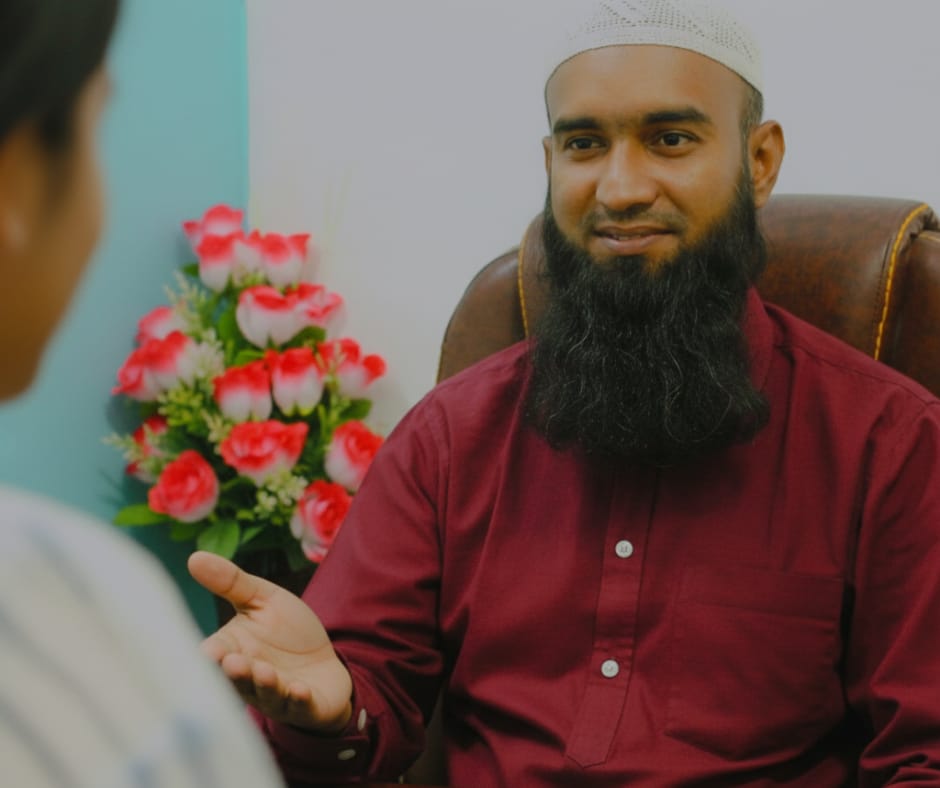 ডাক্তার চেম্বার রোগী দেখার সময়